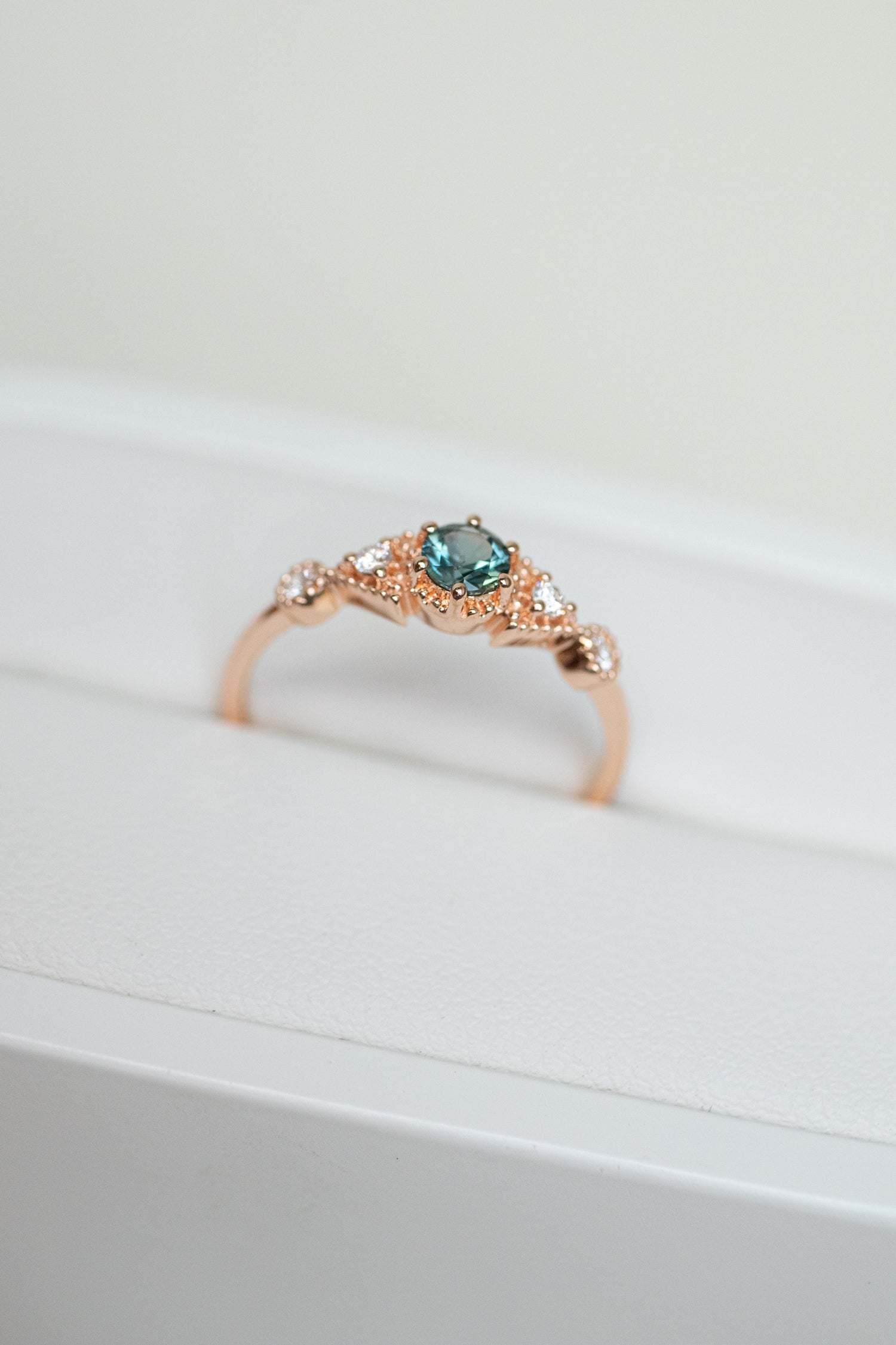 Triangle-shaped Five Stone 0.28ct Round Teal Green Sapphire & diamond 18K Gold Ring
