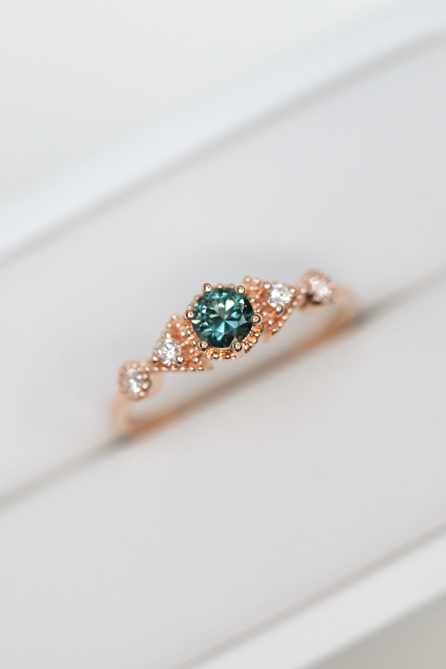Triangle-shaped Five Stone 0.28ct Teal Green Sapphire & diamond 18K Gold Ring
