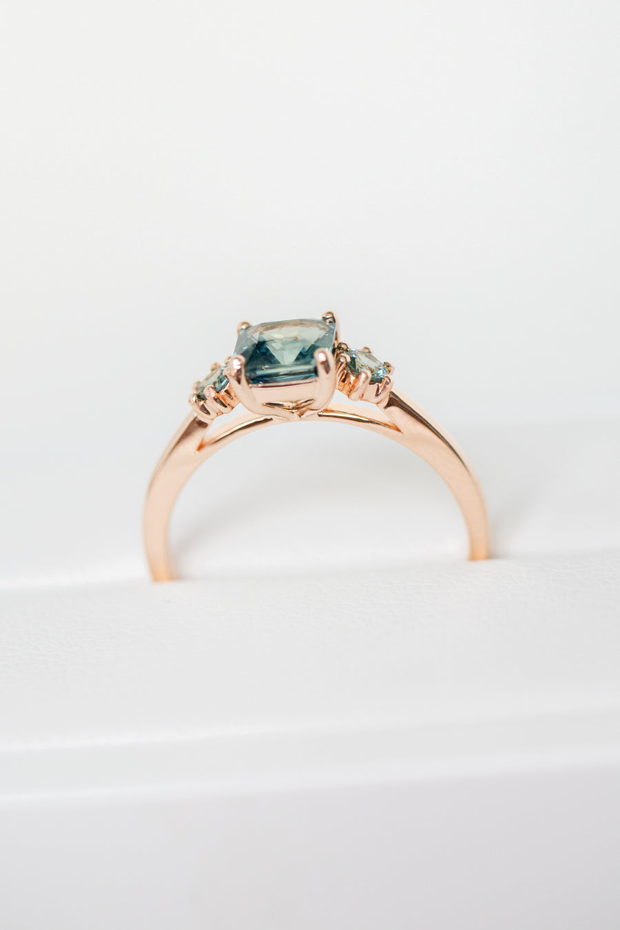 Eau Bleue Verte 1.00ct Sapphire 18K Rose Gold Engagement Ring