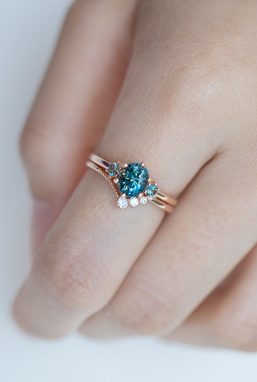 1.16carat Natural Teal Sapphire (Unheated with Certificate) & total 0.16 Sapphire Three Stone Style 18K Rose Gold Ring