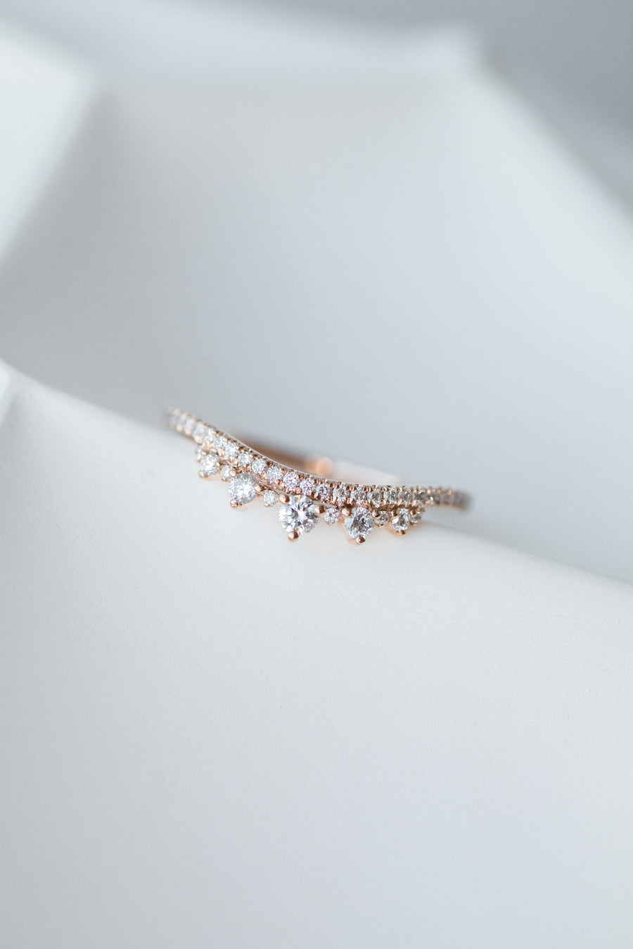 Irregular Top Quaility Diamond 18K Gold Stacking Ring