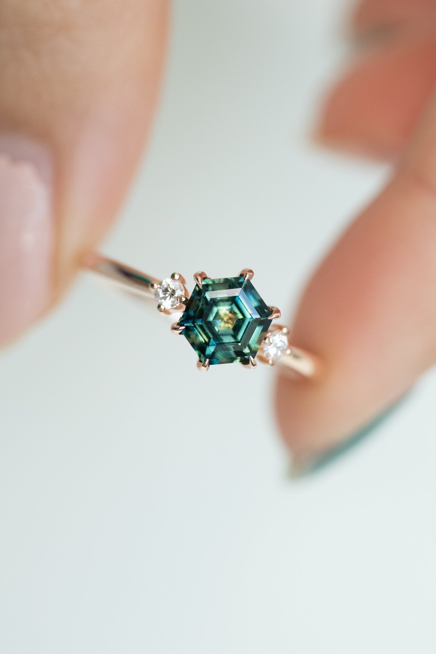 0.94ct Green Hexagon Sapphire (Unheated with Certificate) & diamonds 18K Rose Gold Ring