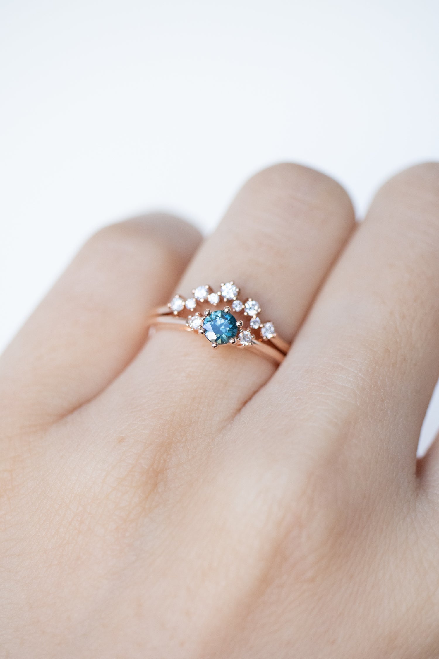 PREORDER - Teal Sapphire ~0.26-0.30carat & diamonds 18K Gold with Starry Diamonds Stacking Ring