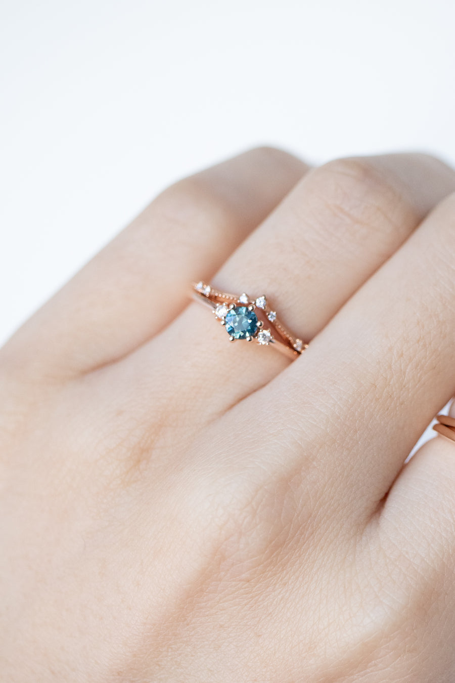 PREORDER - ~0.30ct Teal Sapphire & diamond 18K with total 0.04carat Diamond Stacking Ring