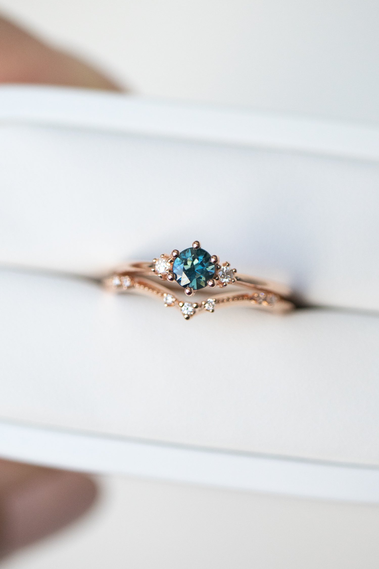 PREORDER - ~0.26-0.30ct Round Teal Sapphire & diamonds 18K Gold with Diamonds Stacking Ring