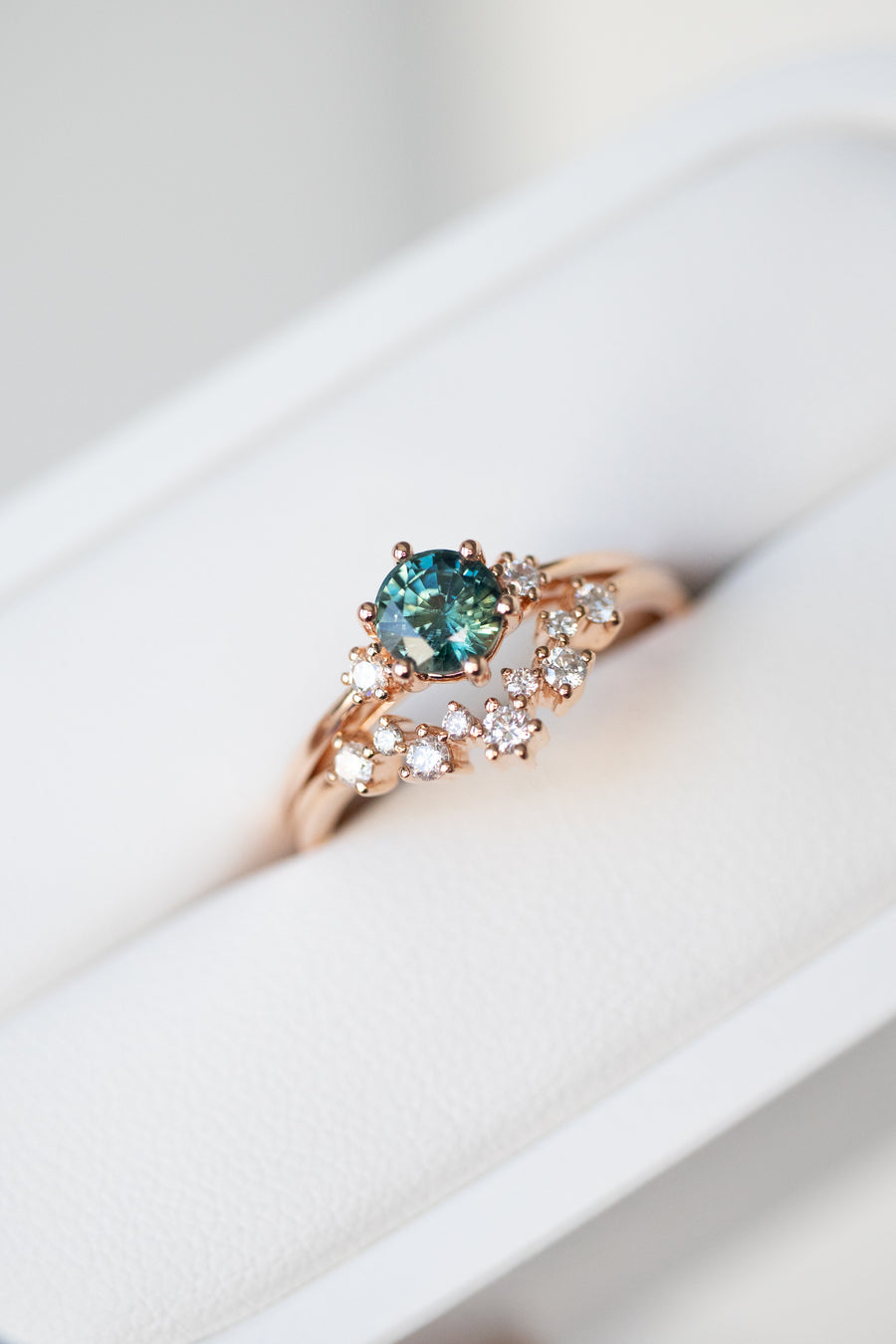 Starry Top Quality Diamond 18K Stacking Ring