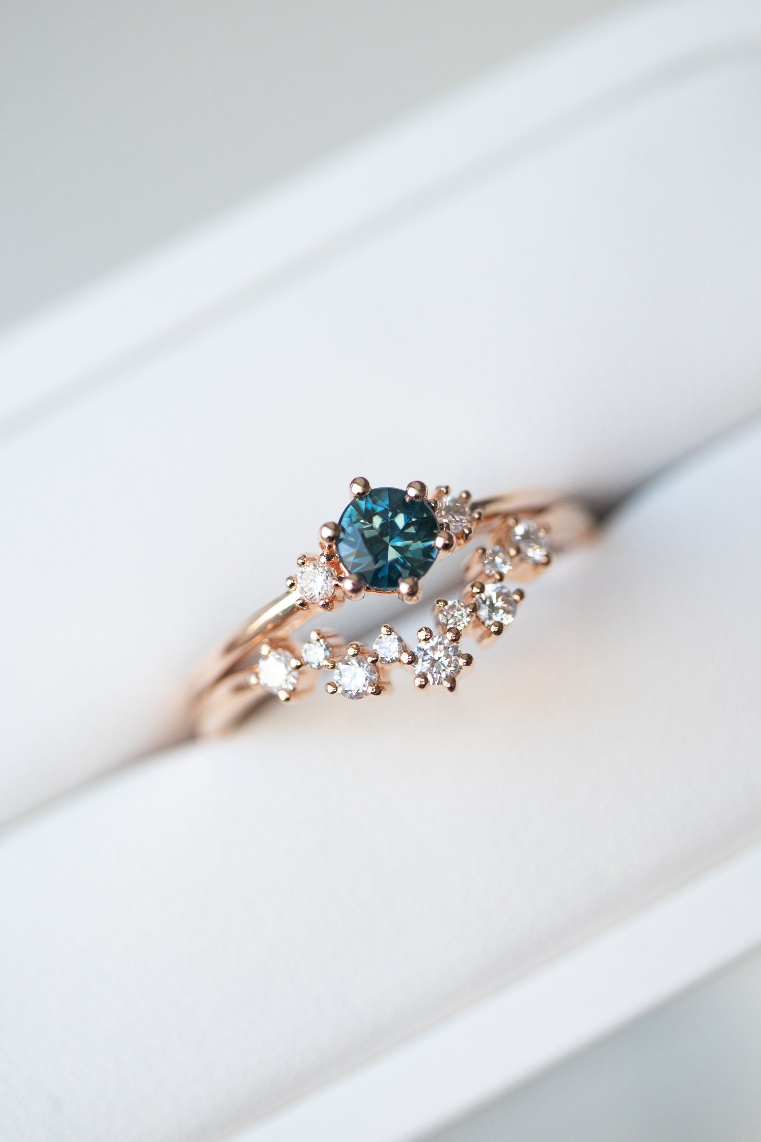 PREORDER - Teal Sapphire ~0.26-0.30carat & diamonds 18K Gold with Starry Diamonds Stacking Ring