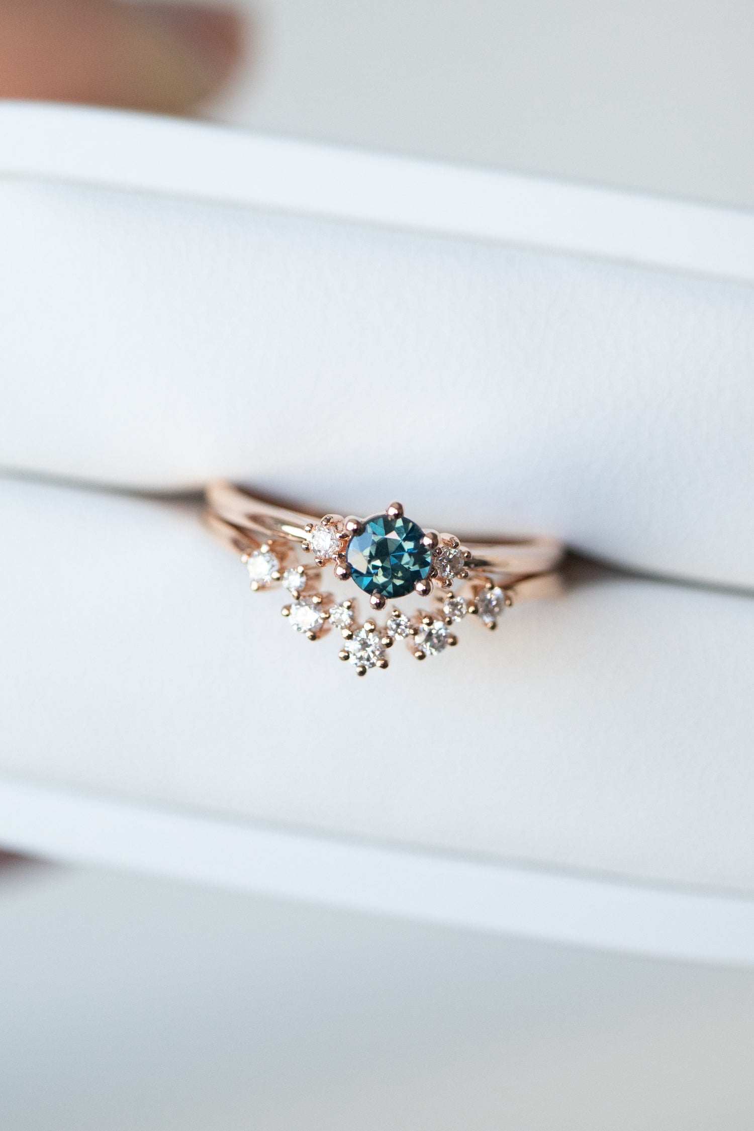 PREORDER - Teal Sapphire ~0.26-0.30carat & diamonds 18K Gold with Starry Diamonds Stacking Ring