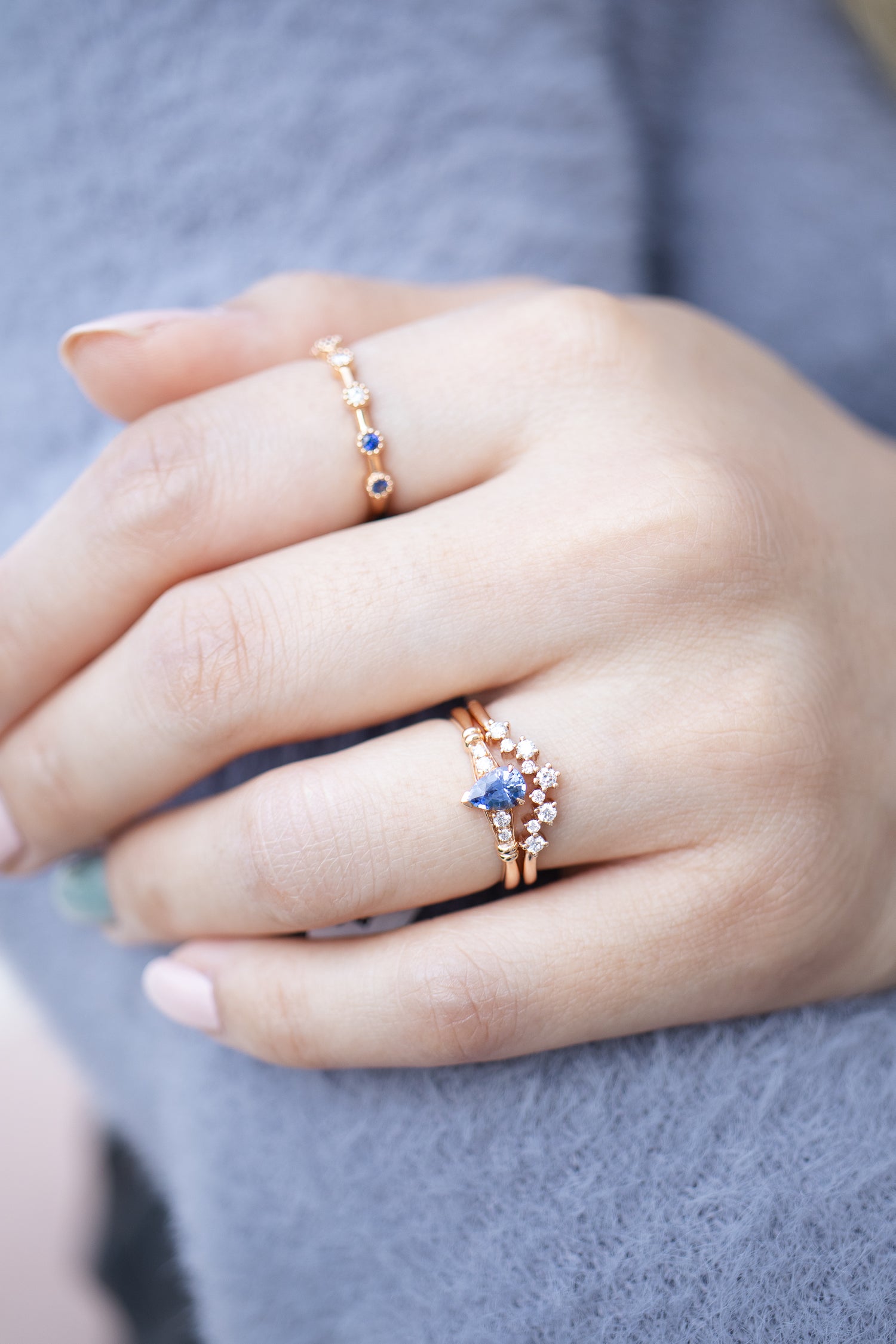 Larmes bleues Sapphire & diamonds 18K Gold Ring
