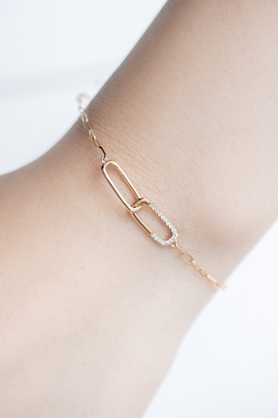 PREORDER - Double Knot Top Quality Diamond 18K Gold Bracelet