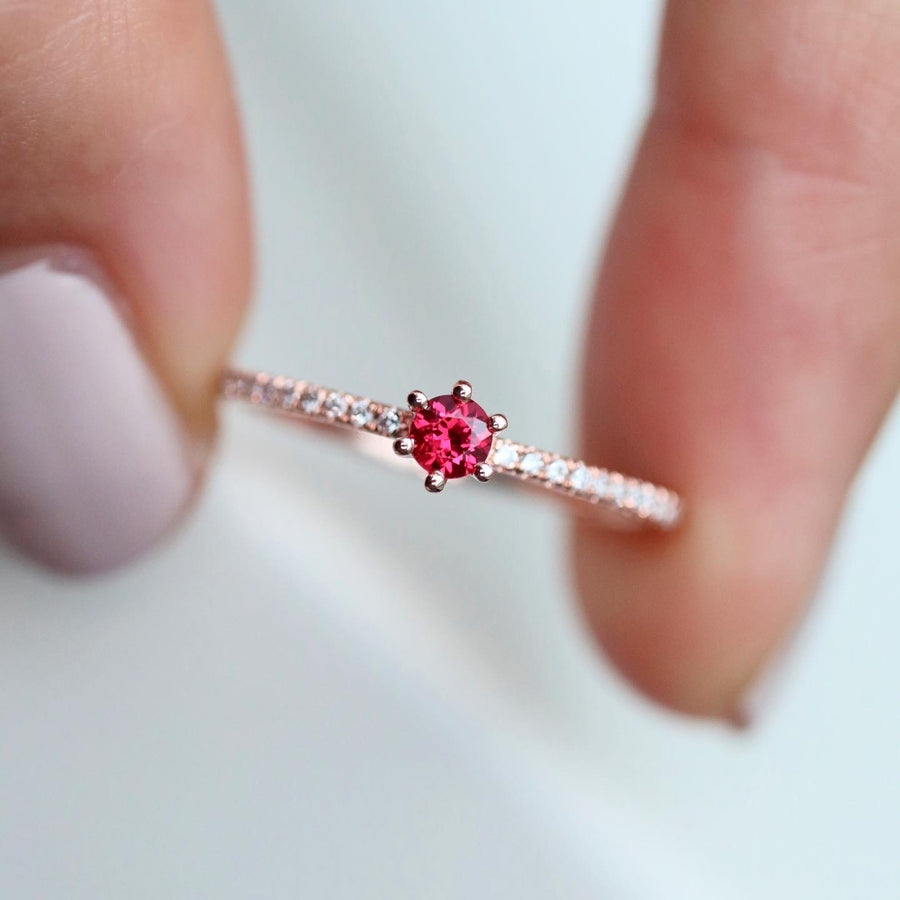 0.10carat (~3mm) Round Red Spinel & total 0.08carat Diamonds 14K Rose Gold Ring