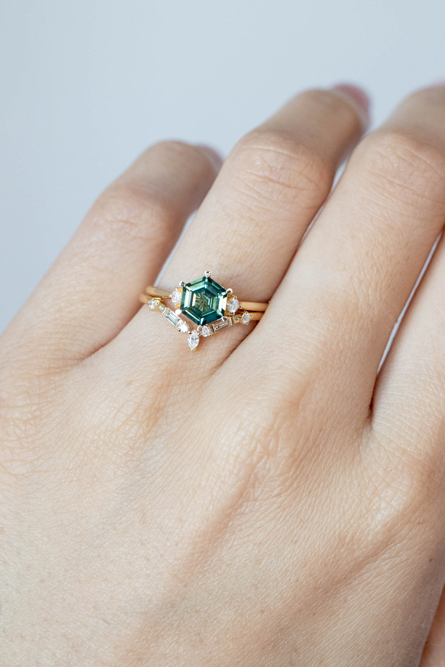 1.32ct teal green hexagon Sapphire (with cert) & D 0.07ct Diamonds 18K Yellow Gold Ring with D0.15 stacking ring
