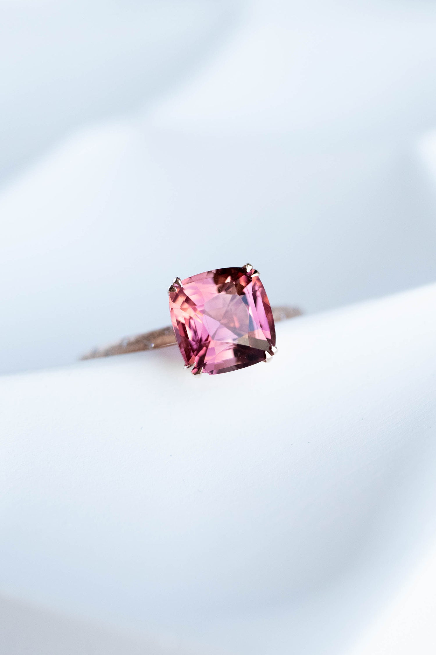 2.13ct Orangish Pink Tourmaline (With Certificate) & diamonds 18K Rose Gold Ring