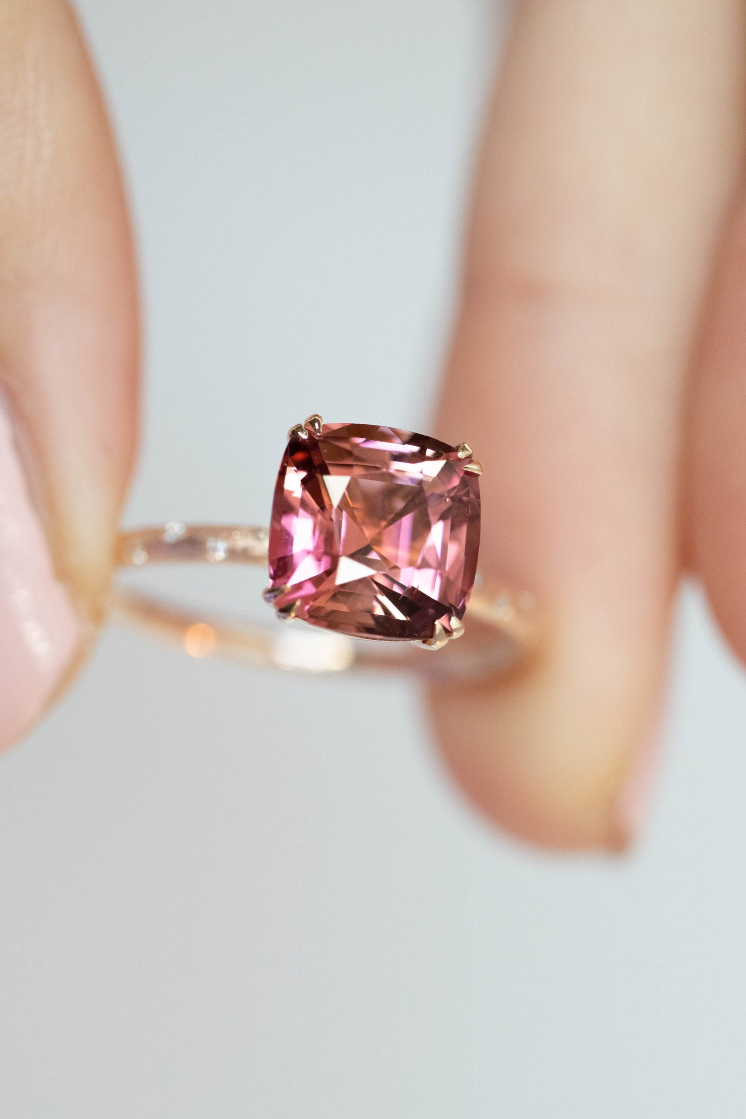 2.13ct Orangish Pink Tourmaline (With Certificate) & diamonds 18K Rose Gold Ring