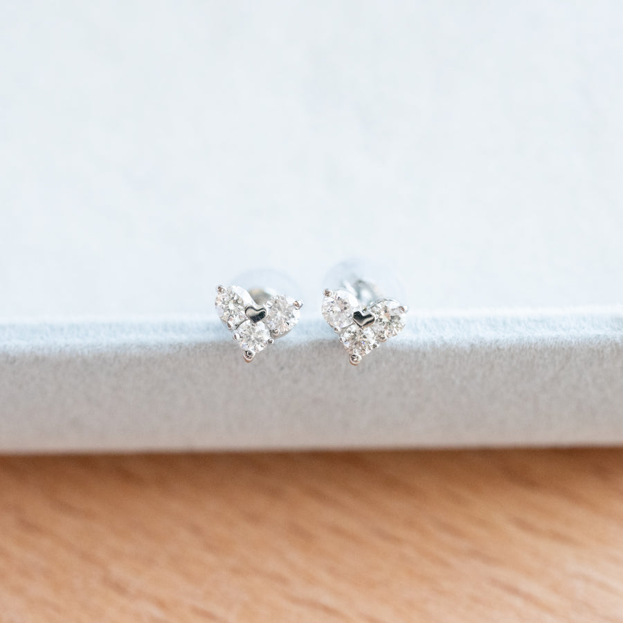 PREORDER - Japan Heart Cluster Diamond 18K White Gold Stud Earrings