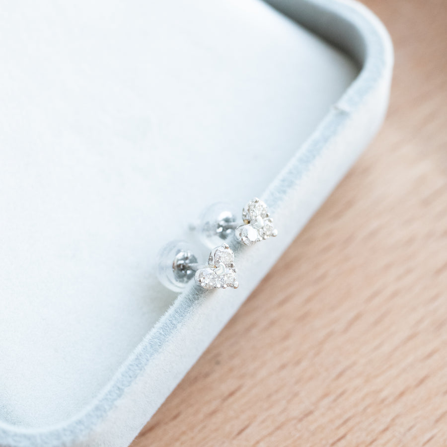 PREORDER - Japan Heart Cluster Diamond 18K White Gold Stud Earrings
