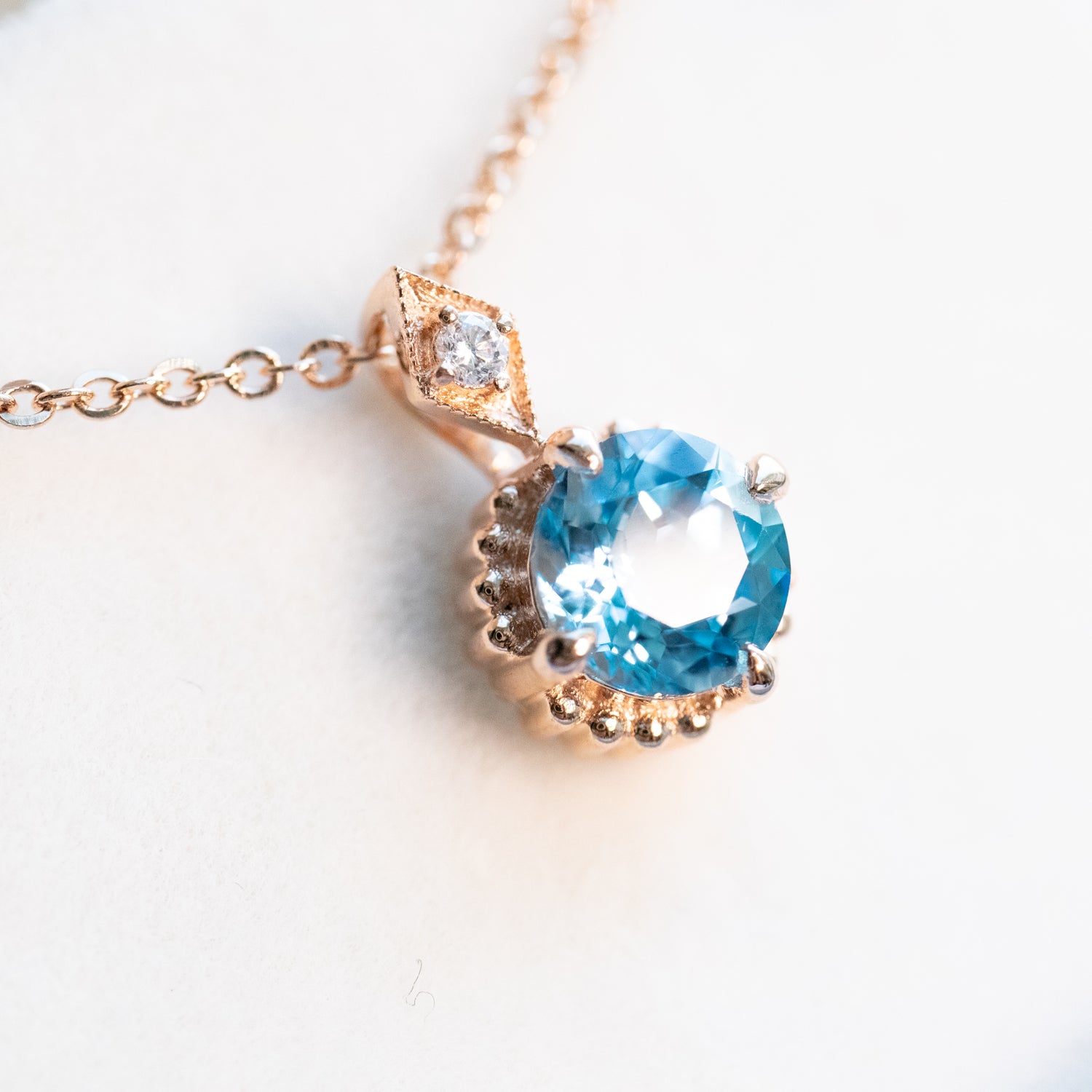 PREORDER - Round Swiss Blue Topaz 1ct & Diamond 14/ 18K Gold Beaded Necklace
