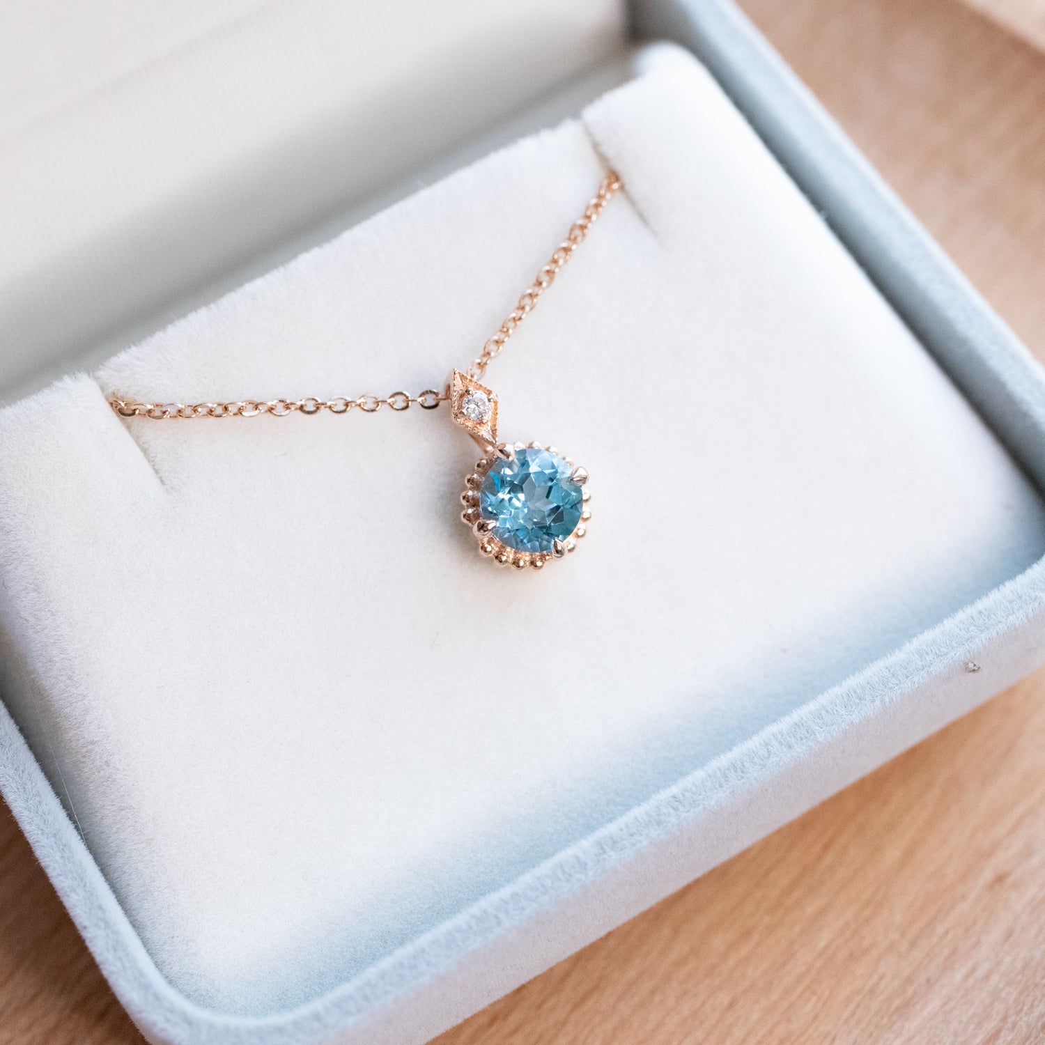 PREORDER - Round Swiss Blue Topaz 1ct & Diamond 14/ 18K Gold Beaded Necklace