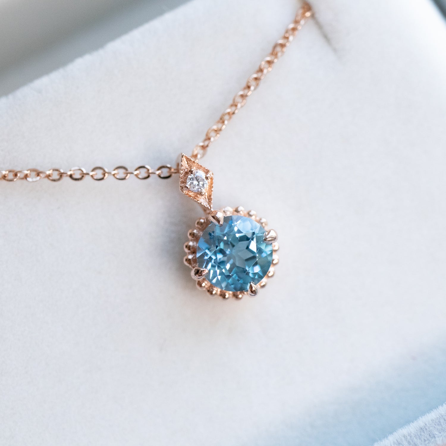 PREORDER - Round Swiss Blue Topaz 1ct & Diamond 14/ 18K Gold Beaded Necklace