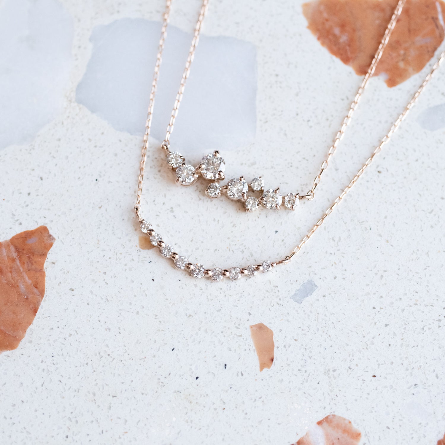 Japan Curved F Color Diamonds total 0.10/0.20ct 18K Gold Necklace (With Japan Certificate)