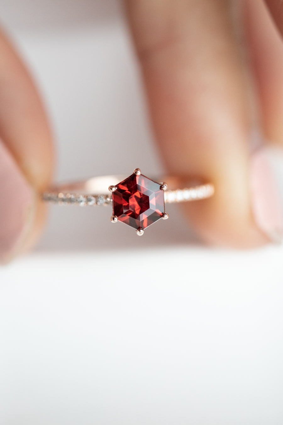 ~0.5carat Hexagon Red Garnet & 0.07carat Natural Diamonds 14K Rose Gold Ring