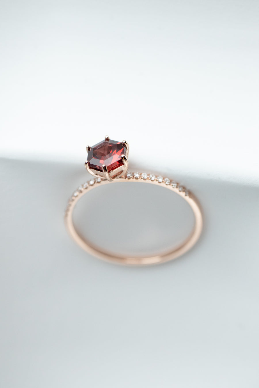 ~0.5carat Hexagon Red Garnet & 0.07carat Natural Diamonds 14K Rose Gold Ring