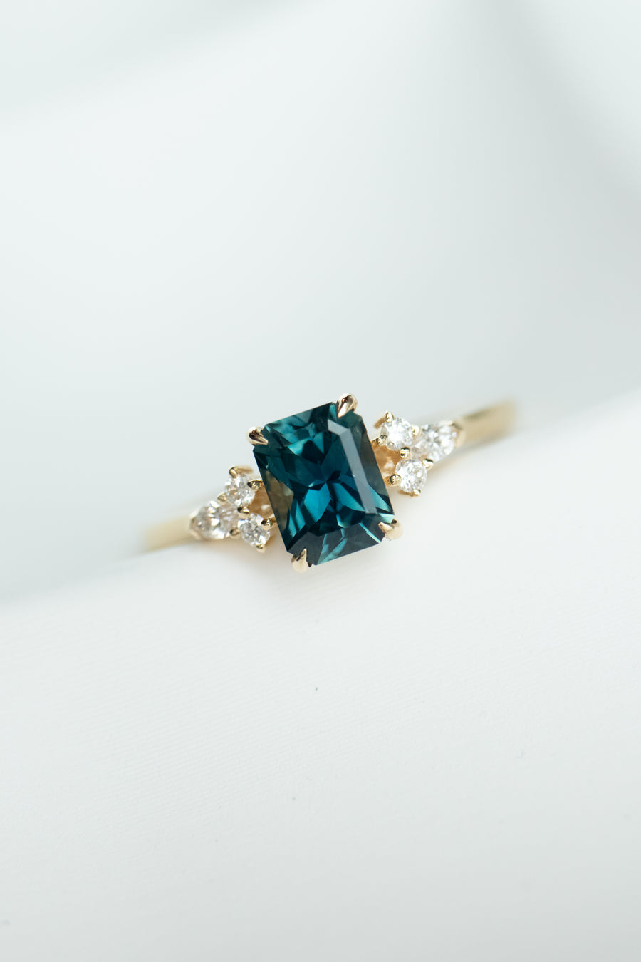 1.06ct Radiant Teal Green Sapphire (Unheated with Certificate) & diamond 18K Yellow Gold Engagement Ring