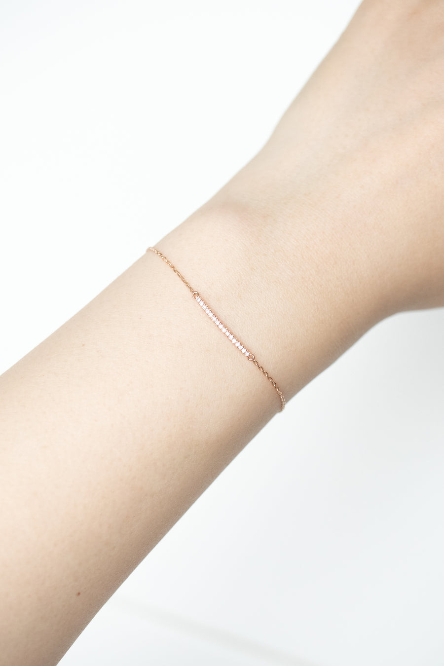 PREORDER - Delicate french v split White Diamond 18K Gold Bracelet