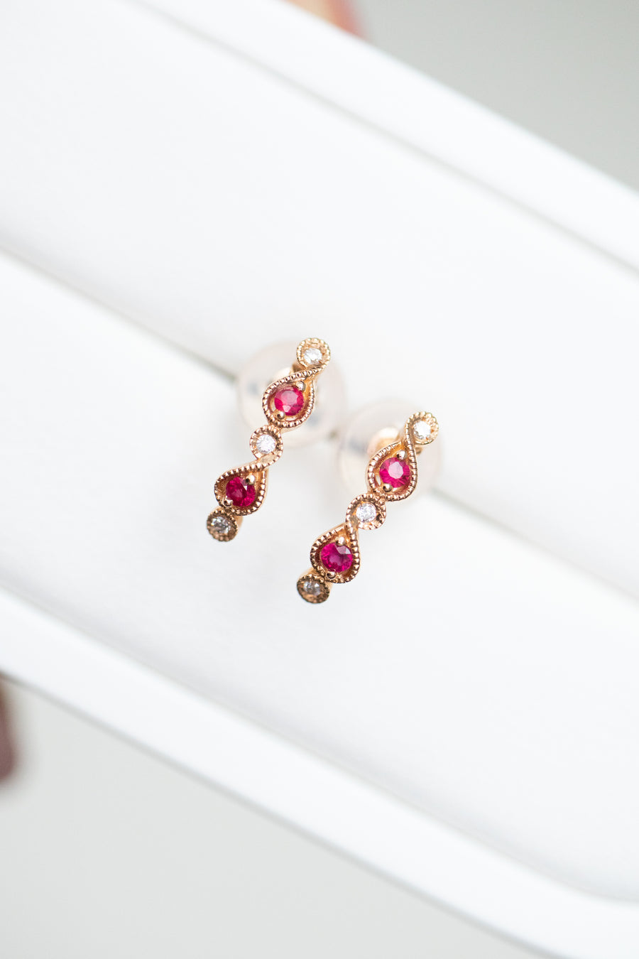 Total 0.08carat Ruby & 0.03carat Natural Diamonds 18K Rose Gold Earrings