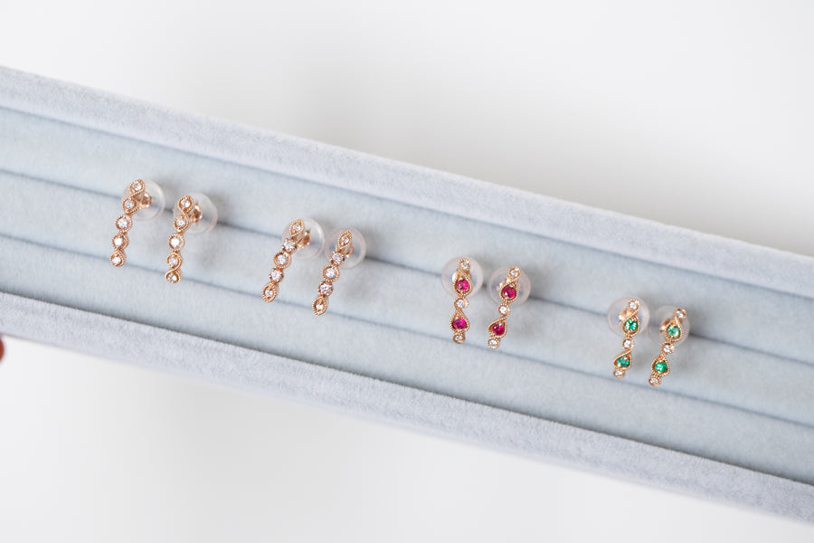 PREORDER - Flowing Round Top Quality Diamond 18K Gold Stud Earrings