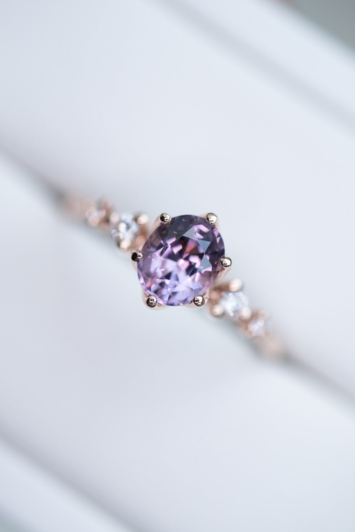 0.70ct Oval Lavender Spinel & diamonds 14K Rose Gold Twisted Ring