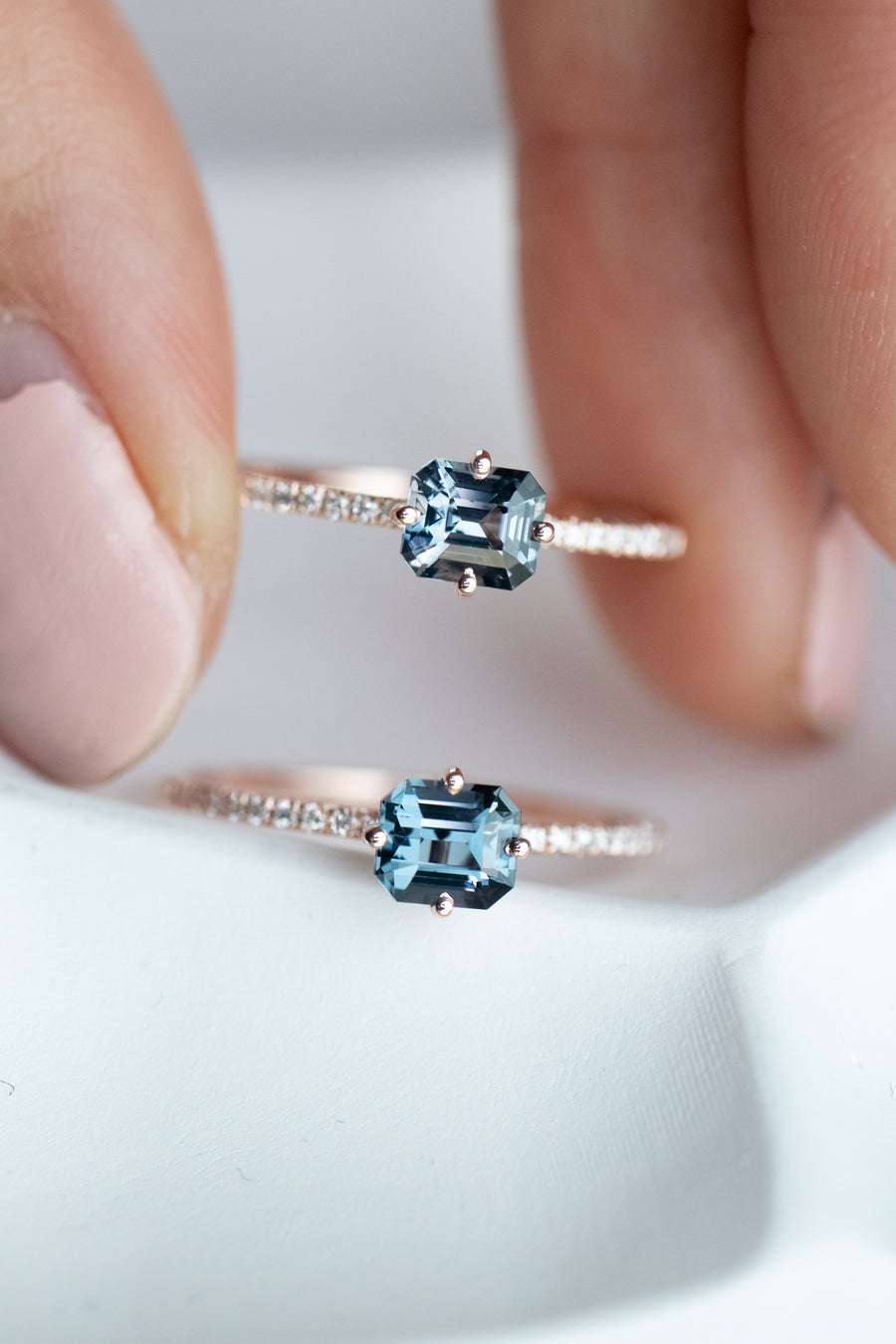 ~0.65ct Blue Spinel & 0.064ct Diamonds 14K Rose Gold Ring