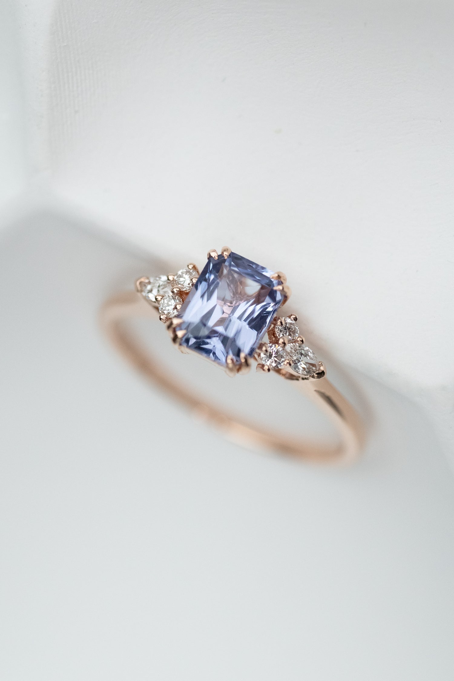 1.07ct Emerald Purple Spinel (Unheated with Certificate) & diamonds 18K Rose Gold Ring