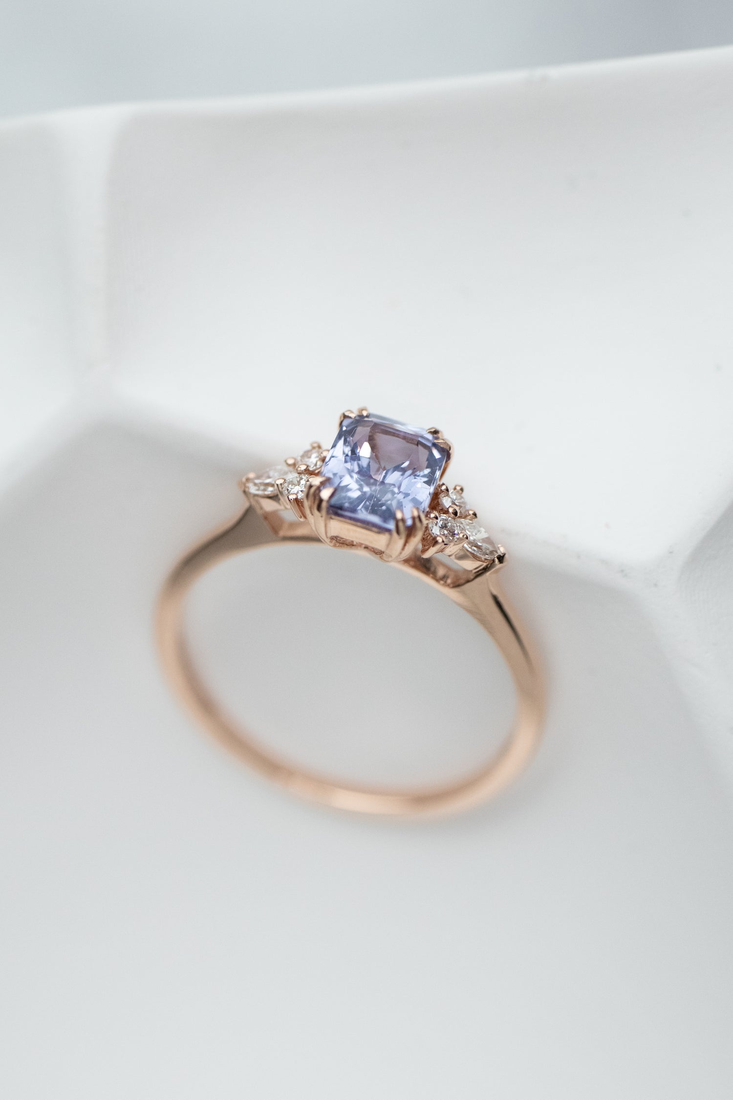 1.07ct Emerald Purple Spinel (Unheated with Certificate) & diamonds 18K Rose Gold Ring