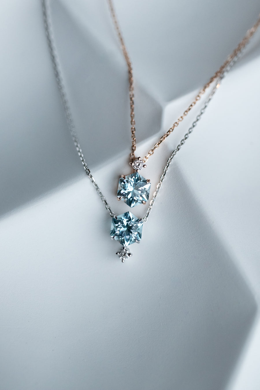 ~1.1-1.2carat Hexagon Sky Blue Topaz & 0.045carat Natural Diamond 14K/18K Gold Necklace