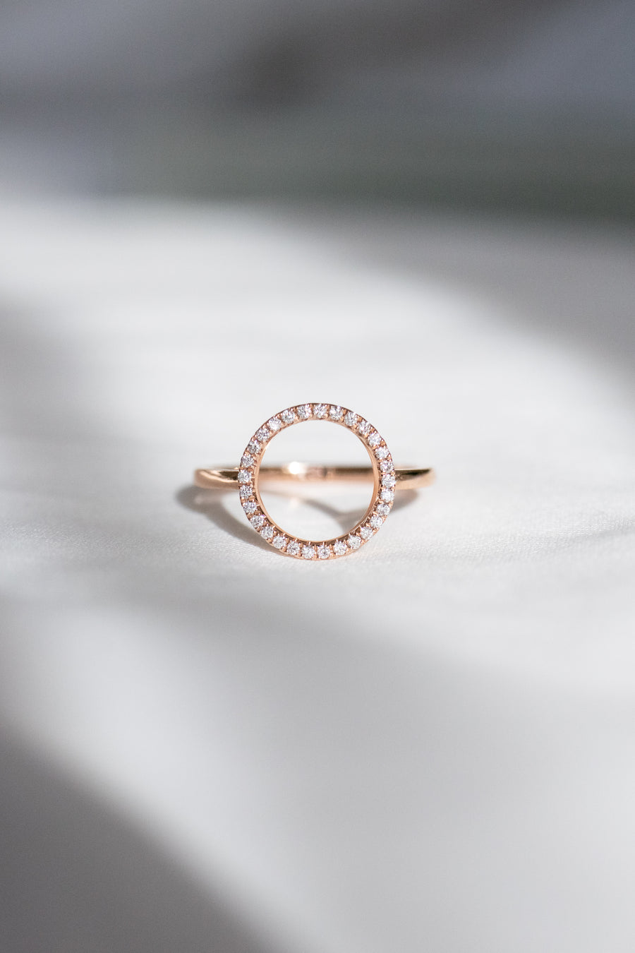 Perfection Circle 14K/18K Gold Diamond Ring
