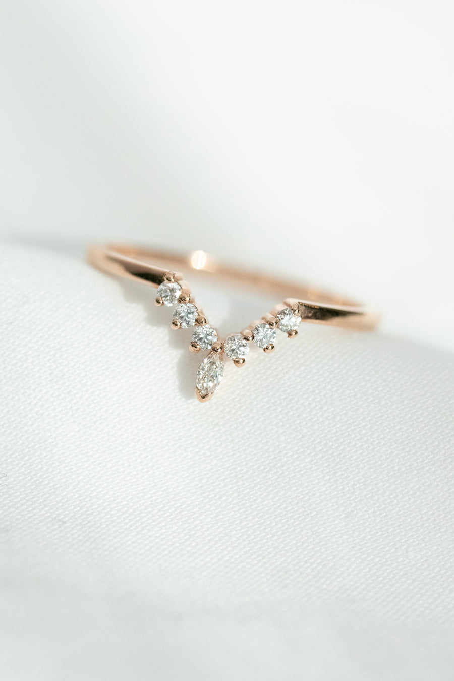 V Shape Top Quality Diamond 14K/18K Gold Stacking Ring