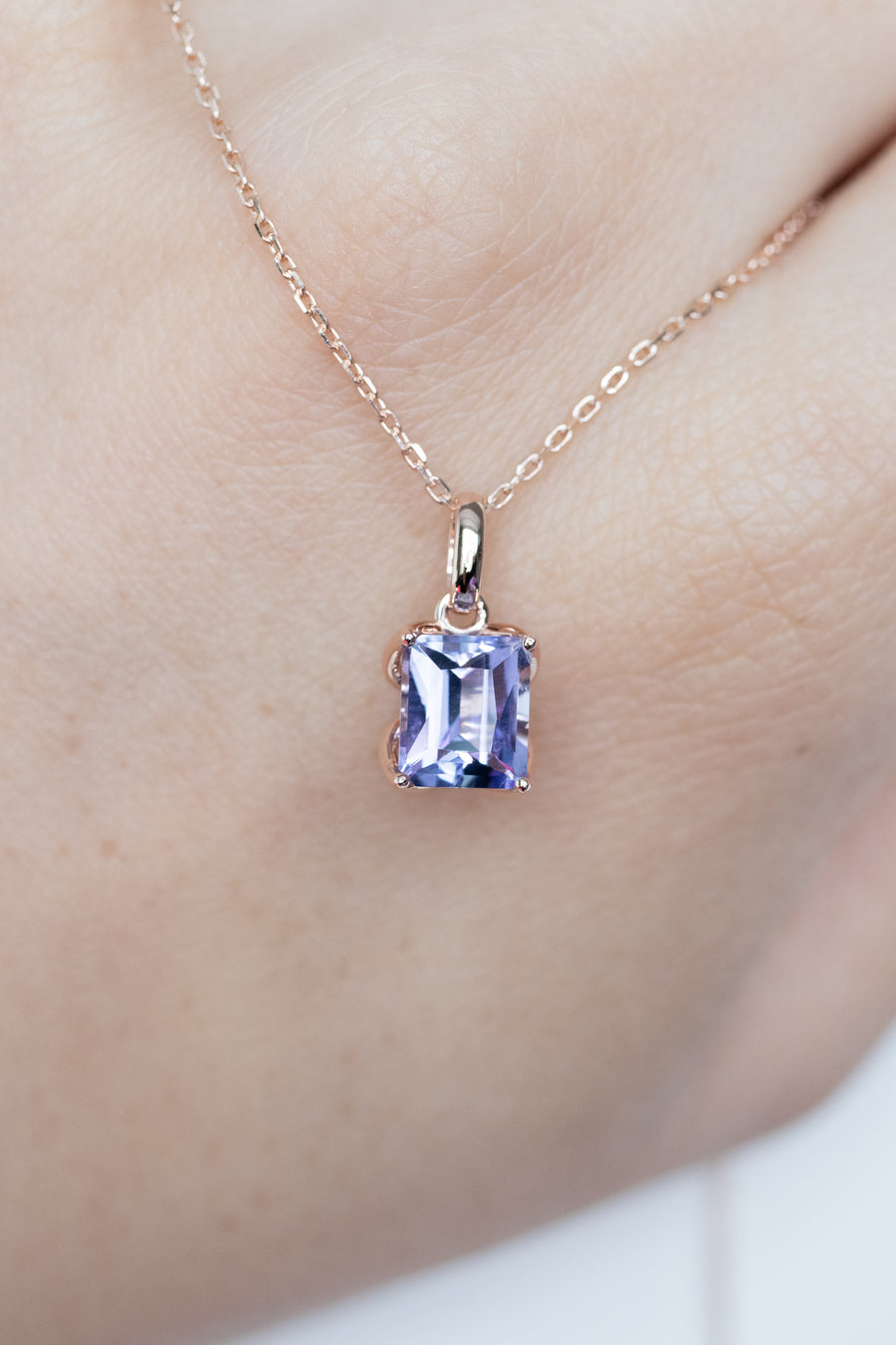 1.32carat Natural Tanzanite 18k Rose Gold Necklace