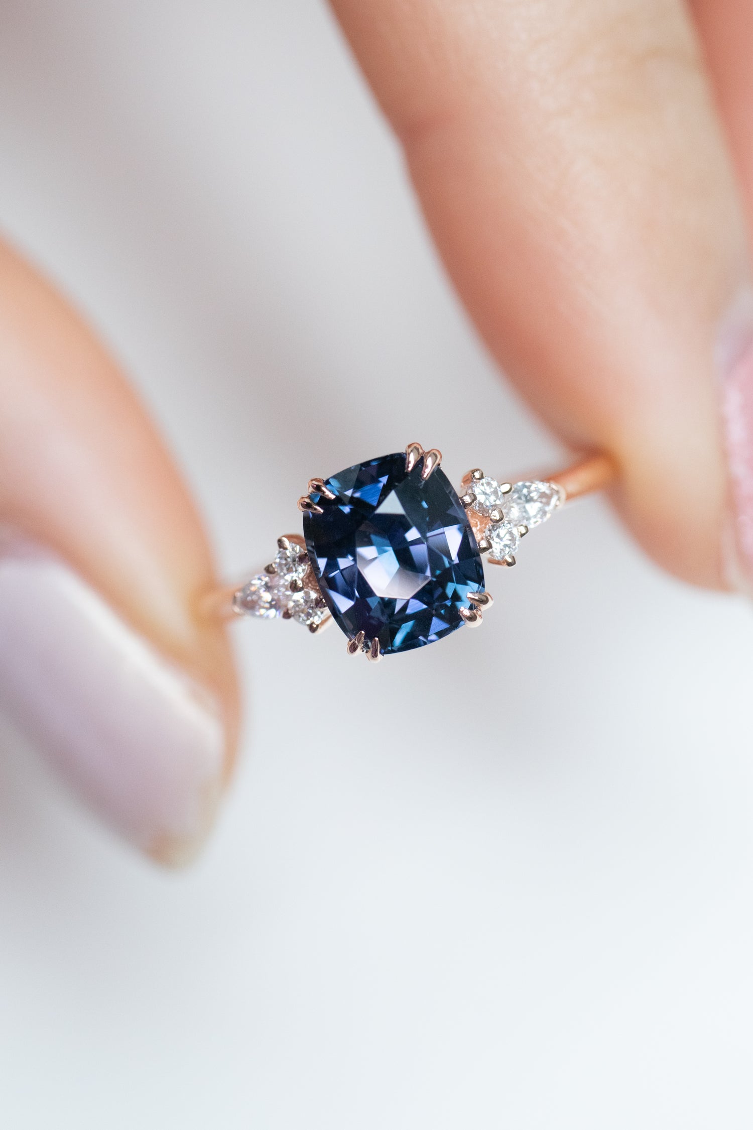 1.76ct Purple Spinel (Unheated with Certificate) & diamonds 18K Rose Gold Ring