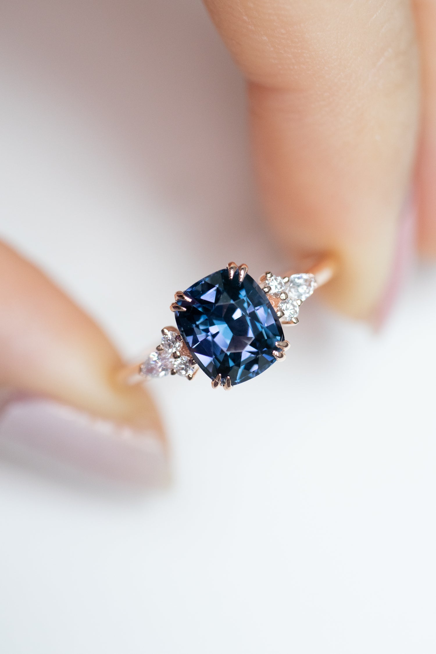 1.76ct Purple Spinel (Unheated with Certificate) & diamonds 18K Rose Gold Ring