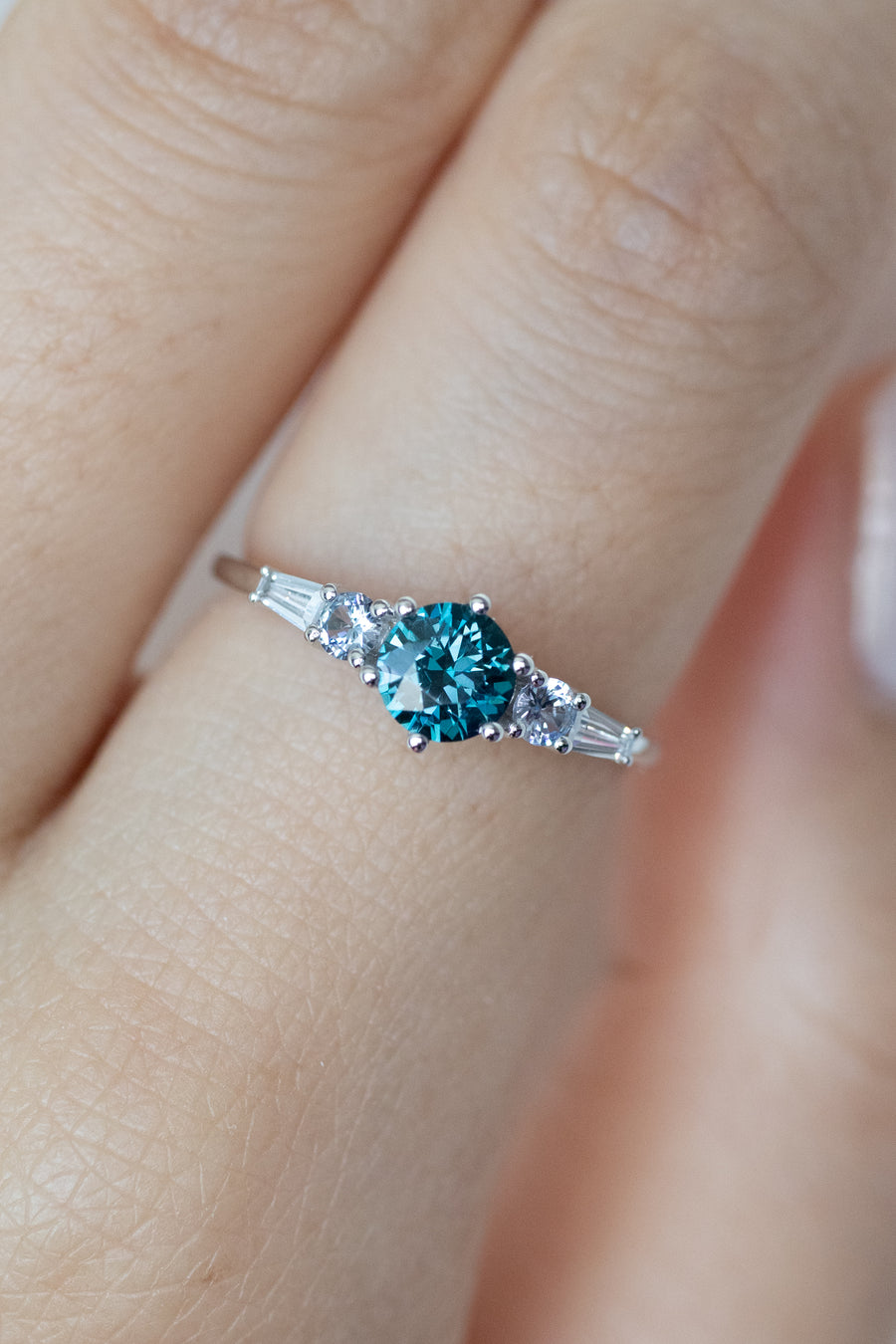 0.50carat Round Teal Spinel & total 0.27carat Round and Tapered Baguette Sapphires 14K White Gold Ring