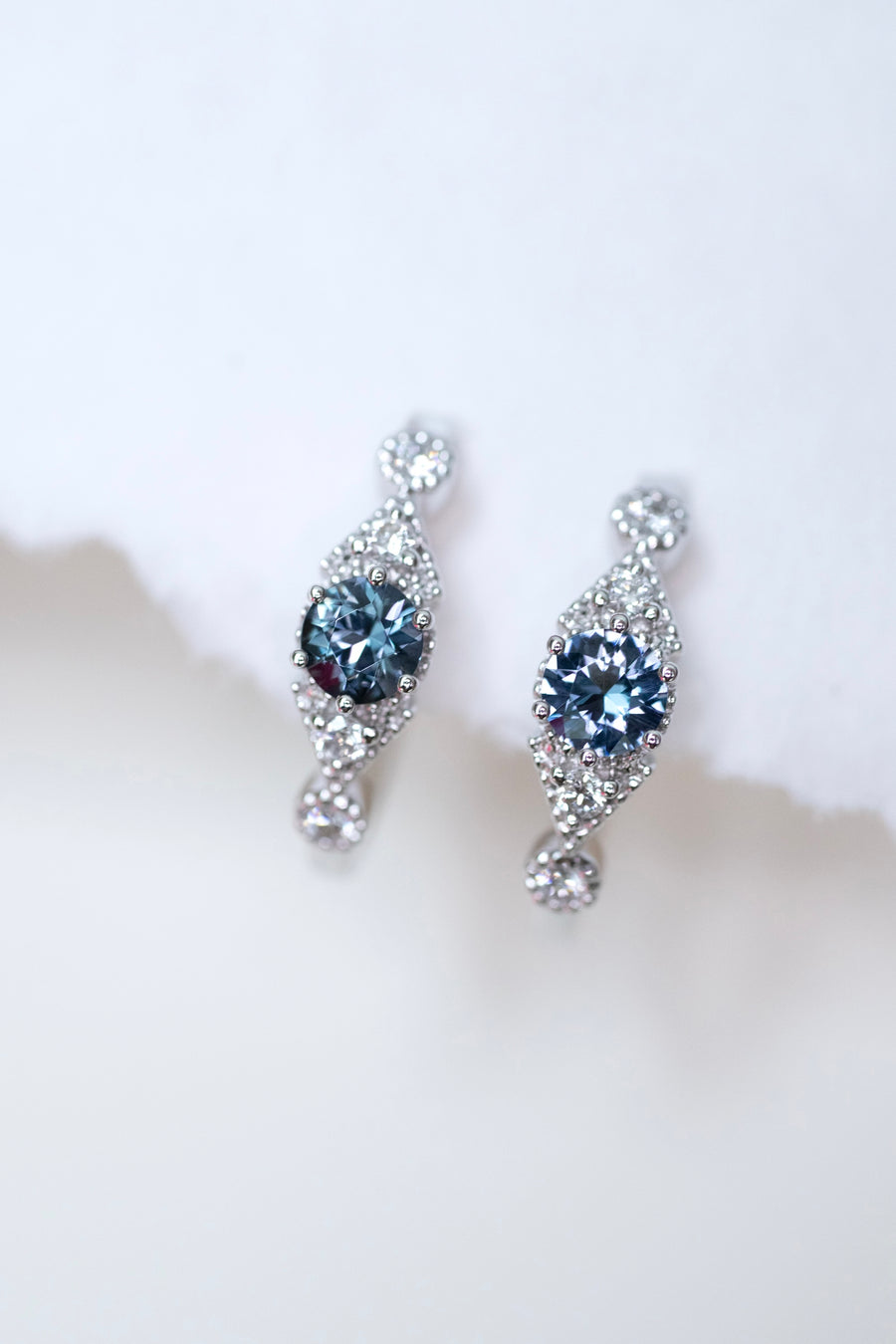 Total 0.40carat Round Grayish Blue Spinel & 0.12carat Diamonds 18K White Gold Hoop Earrings