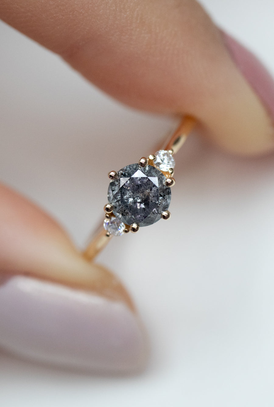 0.60ct Salt & Pepper Diamonds & White Diamond 18K Yellow Gold Ring