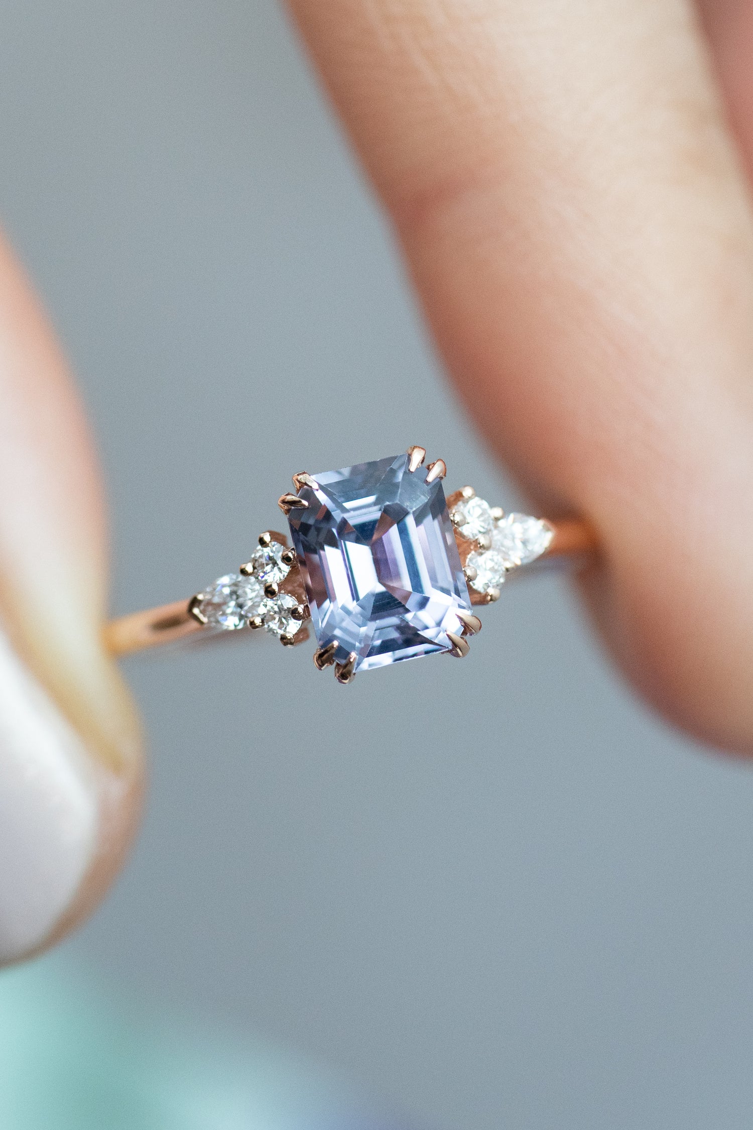 1.12ct Emerald Lavender Spinel & diamonds 18K Rose Gold Ring