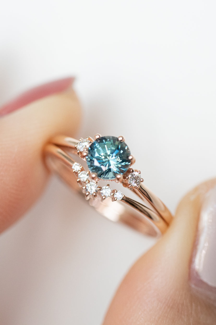 0.67ct Unheated Round Teal Sapphire (with cert) & D 0.04ct Diamonds 18K Rose Gold Ring with D0.045ct Stacking Ring