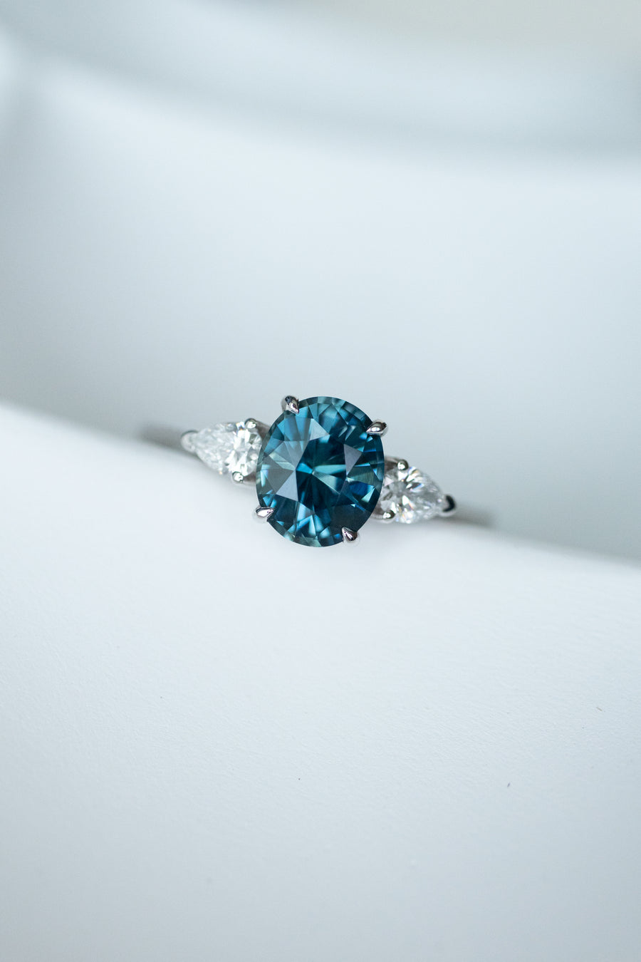1.36ct Oval Sapphire (with cert) & Total 0.22ct Pear Diamonds 18K White Gold Ring