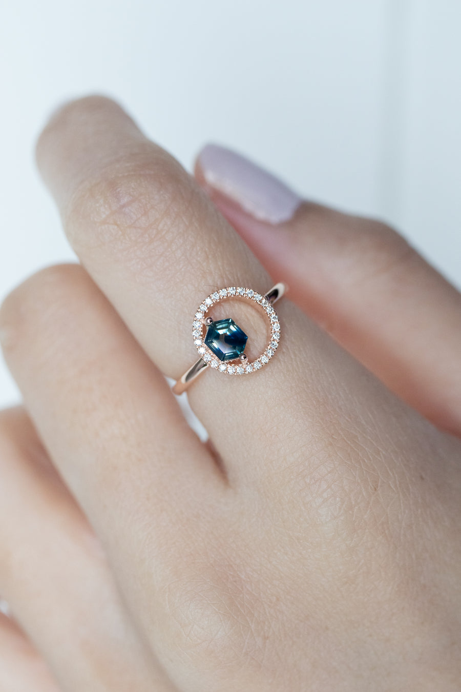 0.52ct Teal Sapphire & diamond 18K Rose Gold Ring