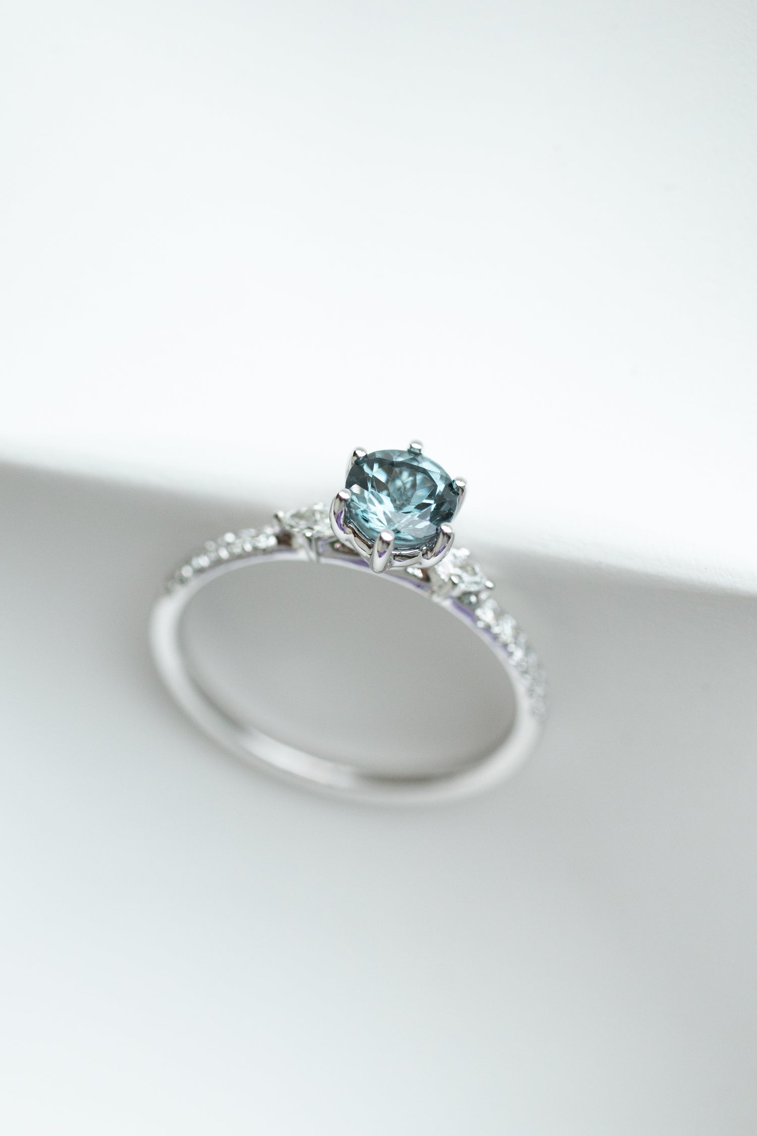 0.72ct Grayish Spinel & diamonds 18K White Gold Half Eternity Ring