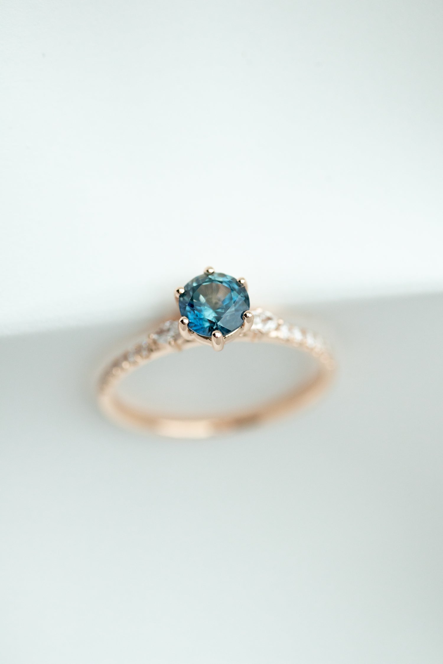 0.79carat Round Teal Green Sapphire (Unheated with Certificate) & diamonds 18K Rose Gold Ring