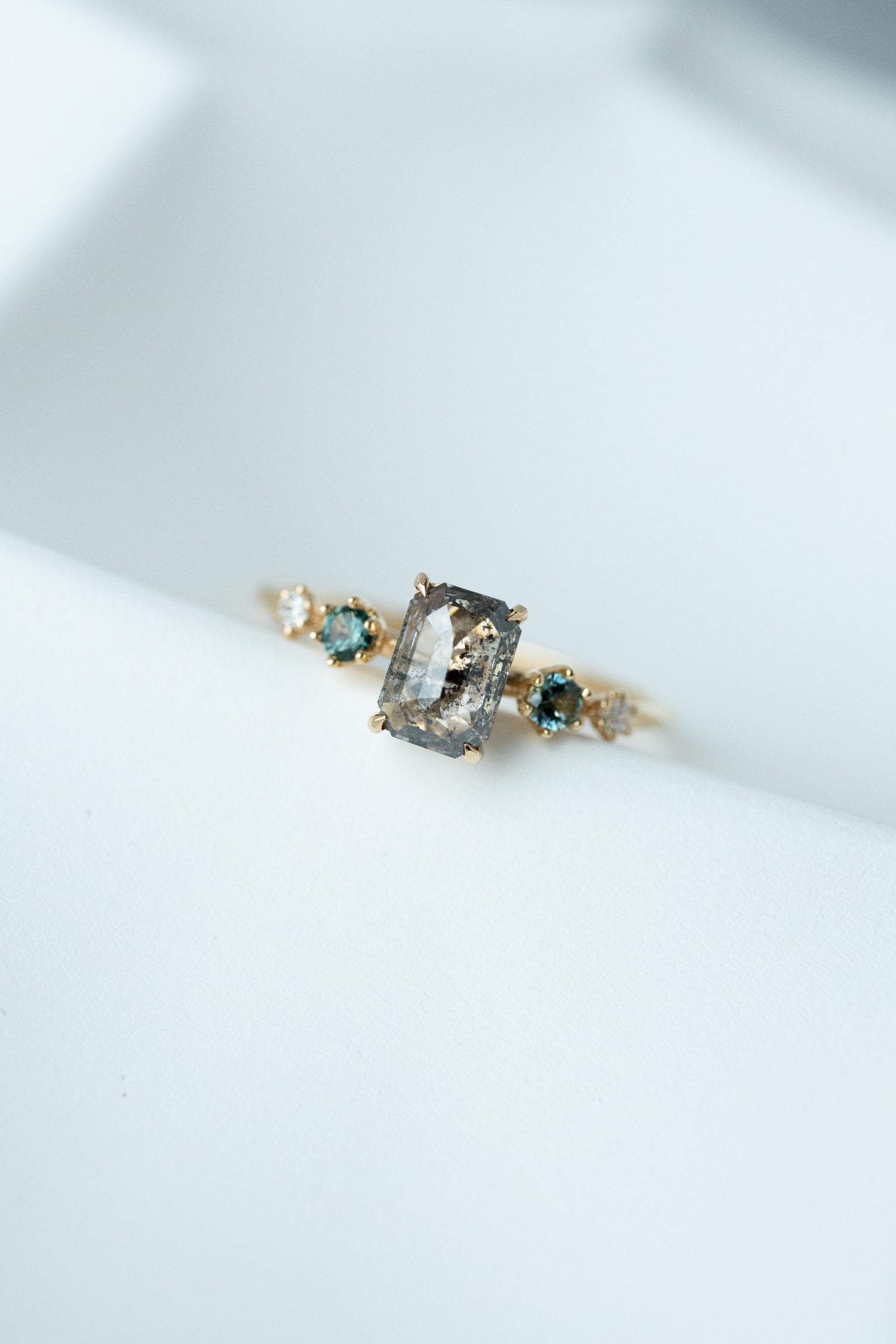 0.55ct Salt & Pepper Diamond with Sapphire & White Diamonds 18K Yellow Gold Ring